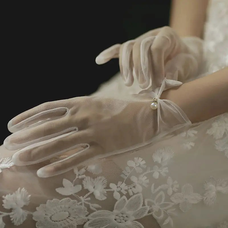 White satin wedding dress gloves Short elegant petal pearl bow mesh bridal gloves versatile photo accessories pearl retro