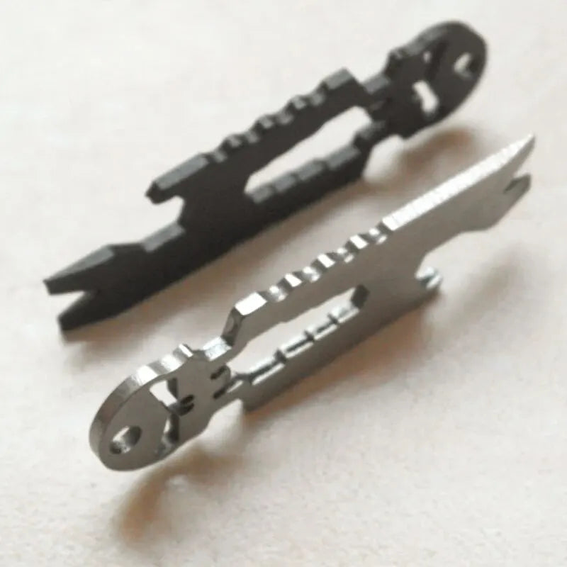 Stainless Steel Tactical EDC Carry-on Pocket Outdoor Multi-function Tool Skull Keychain Screwdriver Crowbar