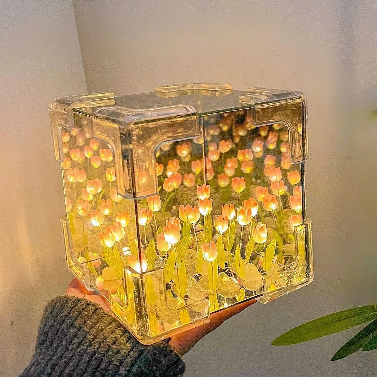 21pcs Creative Diy Tulip Flower Sea Cube Three-Dimensional Small Night Lamp Material Package for Girlfriend Couple Girlfriends