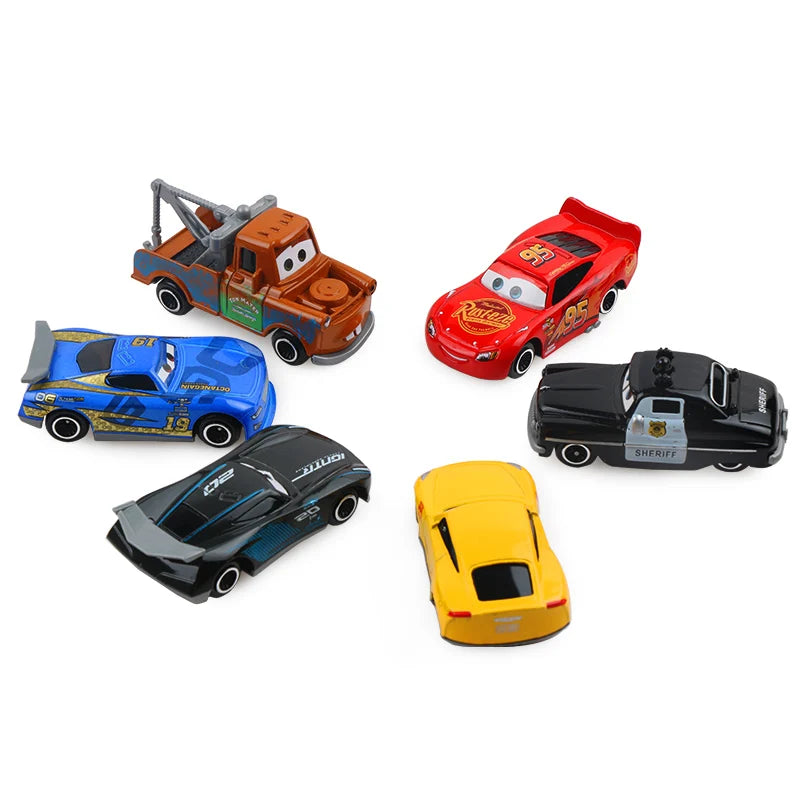 7pcs Disney Pixar Cars 3 Toy Figures Lightning McQueen Jackson 1:55 Diecast Metal Car Model Box set Car Toys Kids Christmas gift